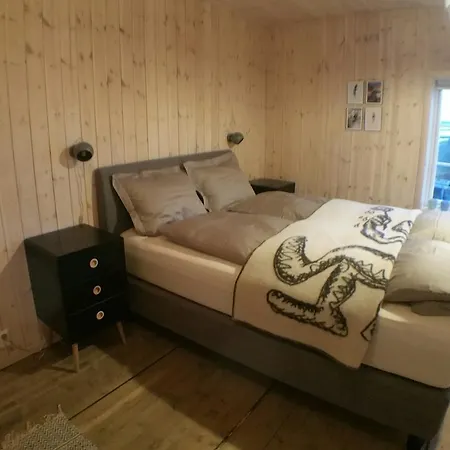Bed & Breakfast Lysvoldbrygga *
